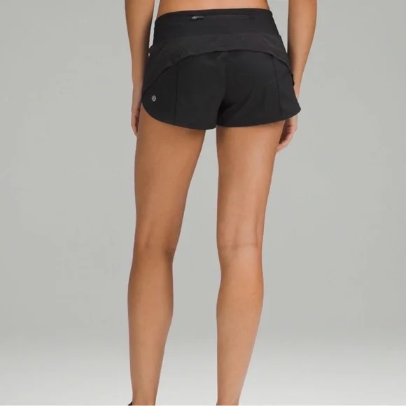 Lululemon Speed Up Shorts Size 6 - Picture 3 of 5